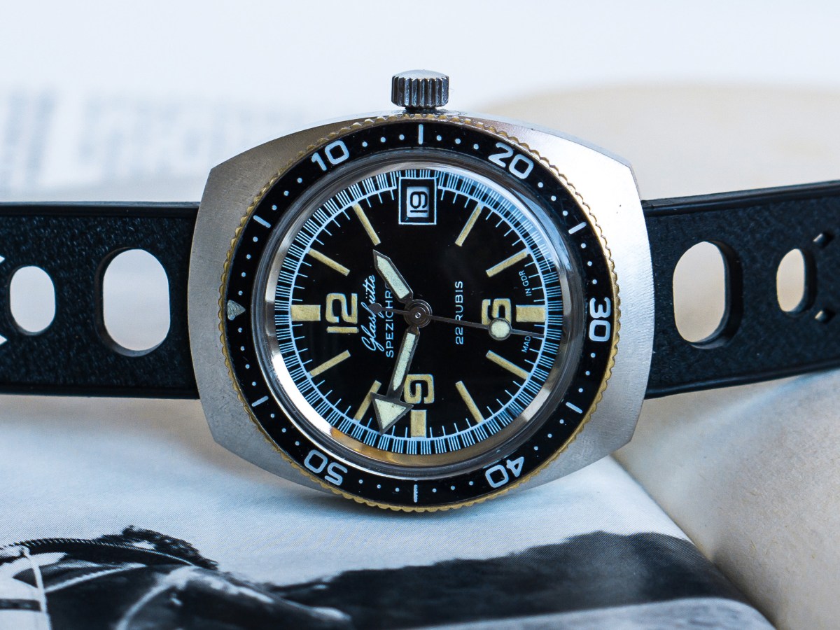 Die Glashütte Spezichron mit Kissengehäuse&nbsp;(verchromt)